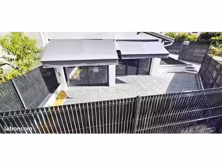 petite maison refaite à neuf