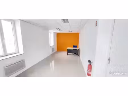 bureau 34m²