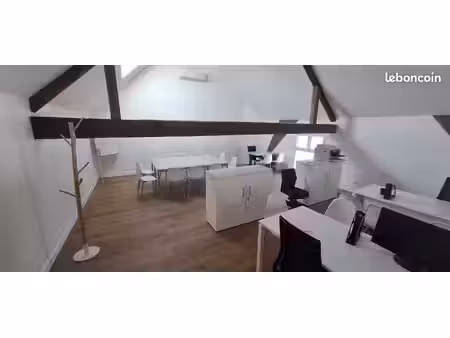 bureau 80m²