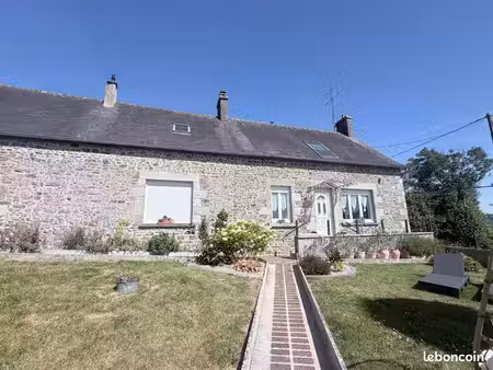 maison en pierre - 150m2 et 1 03 ha