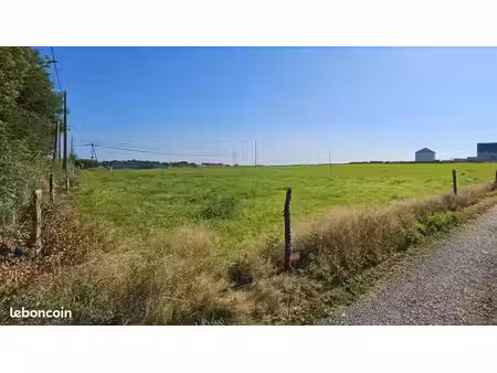 terrain viabilisé à bâtir - 565m²