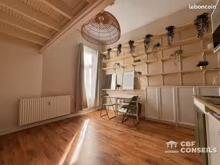 studio 2 pièces 47 m²