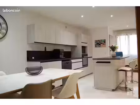 à vendre – maison de ville 3 pièces – 80 m² – centre-ville de pont-du-château