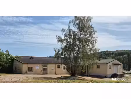 bâtiment industriel de 550m² - vimoutier