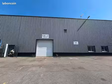 local d'activité 399 m²