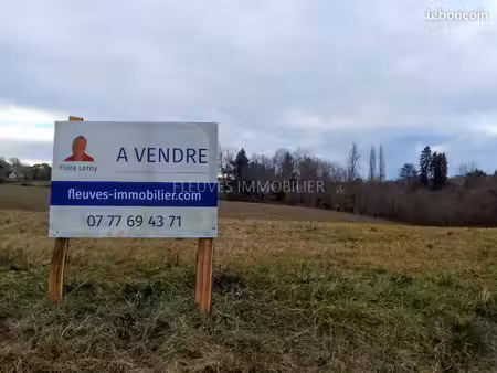 terrain a batir de 2000 m² avec vue pyrenees a viellesegure