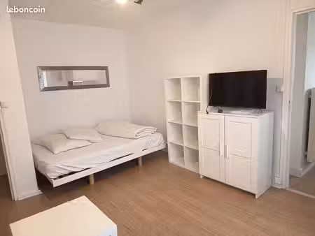 appartement avec cave et balcon