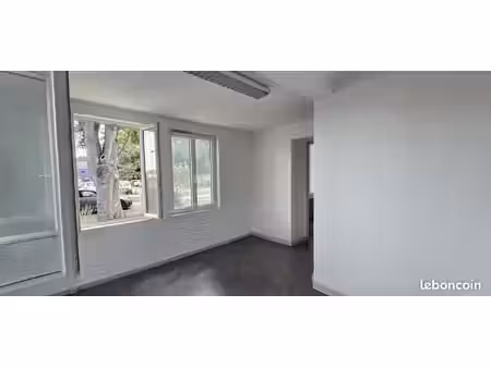 local commercial 62 m² riom