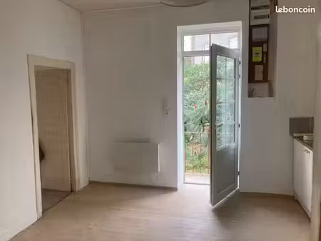 t4/5 avec jardin privatif