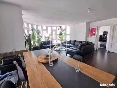 appartement 3 pièces 82 m²