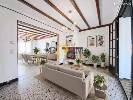 maison 6 pièces 122 m²
