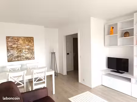 t2 meublé 52m² - etage 2/3