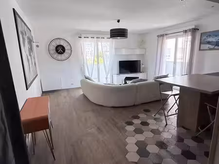 loue t3 meublé billere