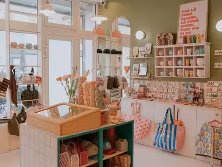 superbe local commercial clé en main