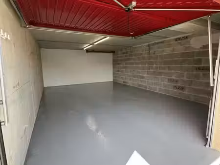 garage box 37m2