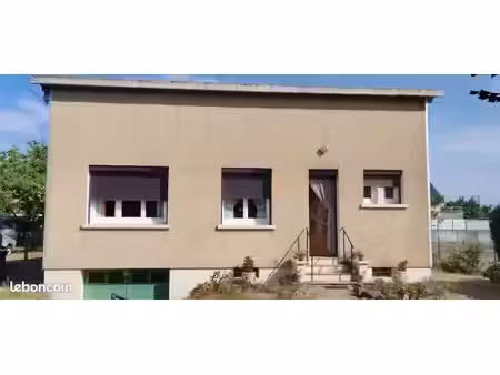 maison . 4 pièces . 68 m²