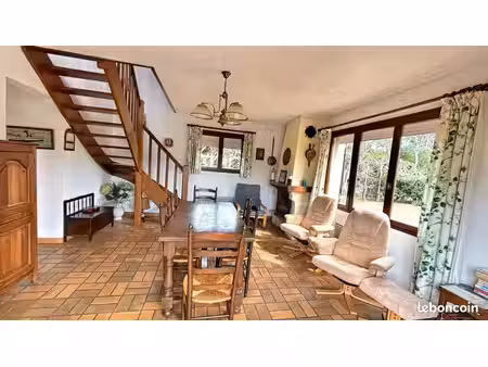 maison 5 pièces 93 m²