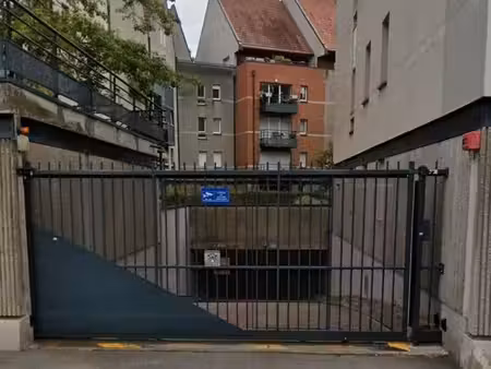 place parking vieux lille