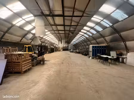 local 600m2