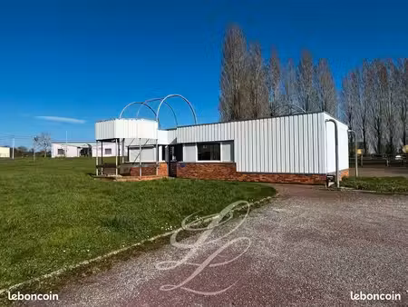 bureaux 320 m² mamers