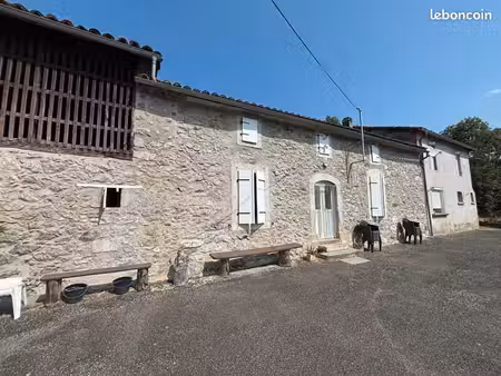 ferme 6 pièces 140 m²