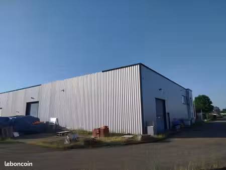 local bureaux 256 m²