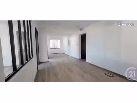 bureaux 115 m²