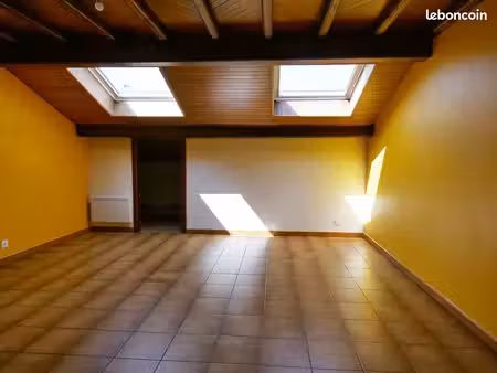 appartement 2 pièces 64 m²