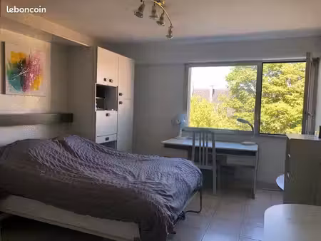 studio meublé avec parking privé