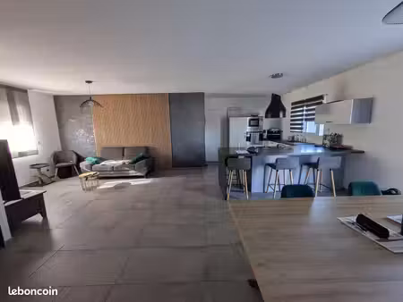 maison 4 pièces 94 m²