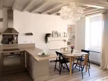 jolie maison de 41m2 entièrement meublée refaite en 2021 à 5 min de la gare de sillé-le-gu