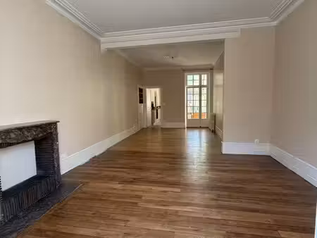 loue maison 89m2 rive droite voltaire