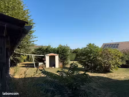 beau terrain plat de 450 m² à reignier-ésery