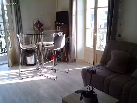 lot de 2 studios meubles + cellier attenant