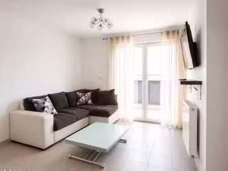 appartement t3 de 55 10 m² avec balcon  cave et parking - frontenex (73460)