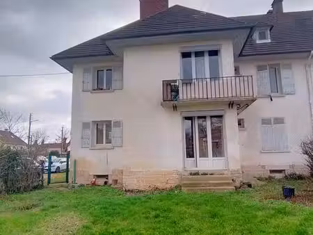 appartement f2 avec jardin privatif limay