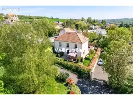 maison 7 pièces 175 m²