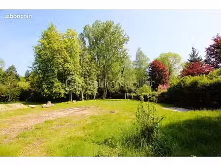 terrain 1 908 m² saint hilarion