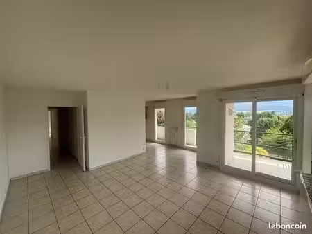 appartement 4 pièces 82 m²