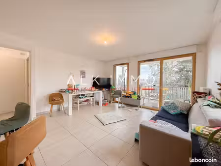 appartement 3 pièces 70 m²