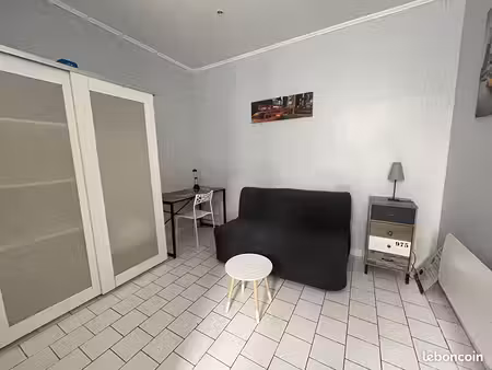 studio 1 pièce 15 m²
