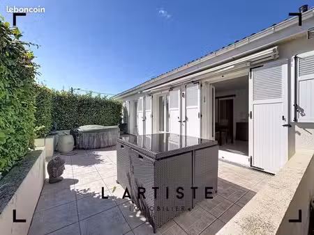 maison 6 pièces 103 m²