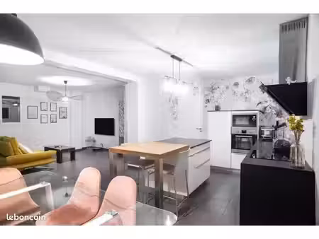 environnement calme et vue dégagée pour cette belle villa en demi-niveaux