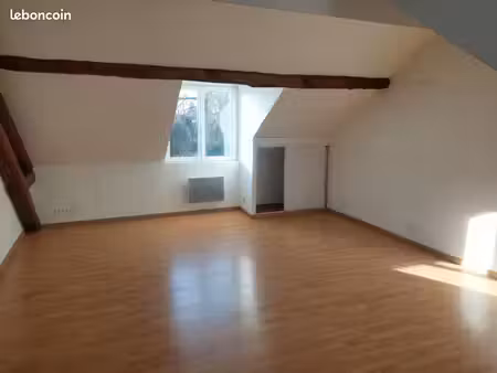fontainebleau – centre-ville – appartement 37 19 m²
