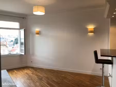 appartement - 44 74m2 - etage 3