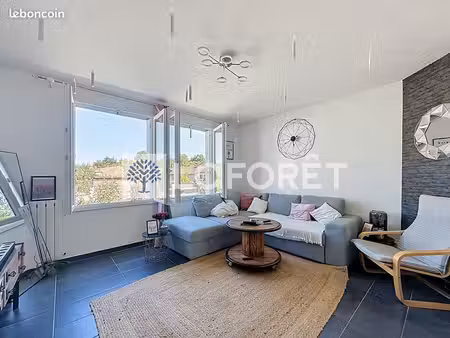 maison 5 pièces 80 m²