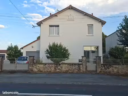 loue maison centre de la crèche