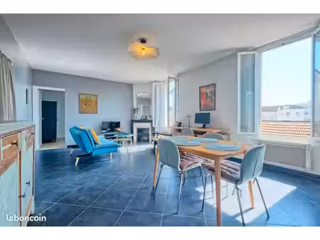 deux pièces 53 m2 - lumineux et spacieux - proche de disney et 30 mn paris