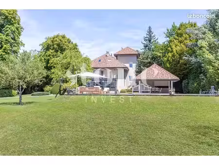 propriété 8 pièces 320 m²