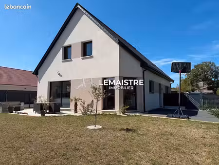 maison 6 pièces 144 m²